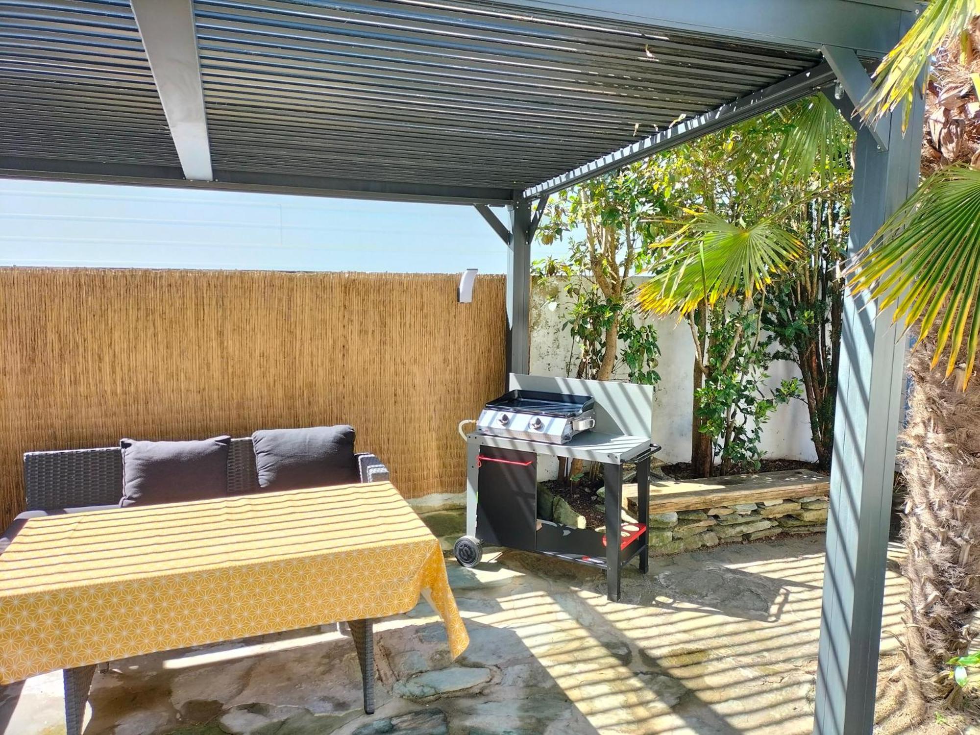 Maison Boisvinet Saint-Gilles-Croix-De-Vie, 4-5 P, Belle Cour Interieure, 200M Plage Εξωτερικό φωτογραφία